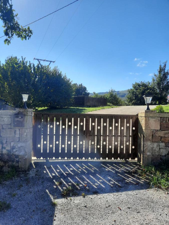 Cabana Pasiega La Quemada San Pedro Del Romeral Exteriör bild